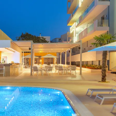 Blue Lagoon Otel