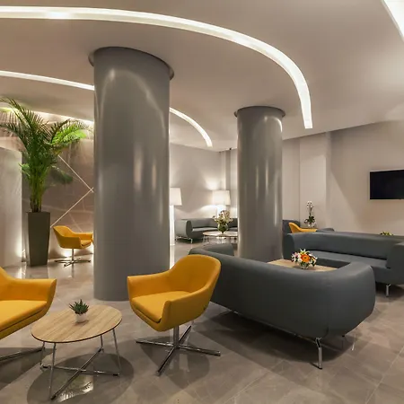 ホテル Blue Lagoon 4*