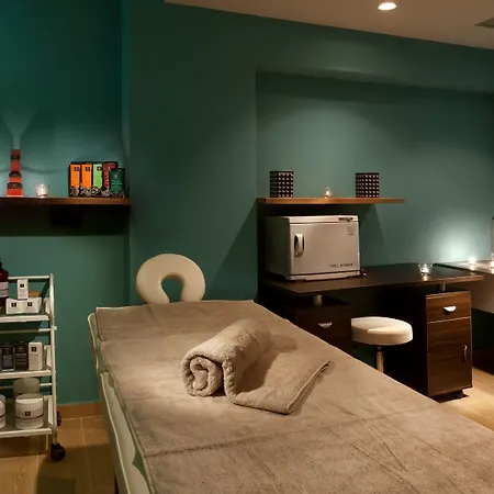 Blue Lagoon ホテル コス・タウン