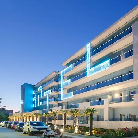 Blue Lagoon ホテル コス・タウン