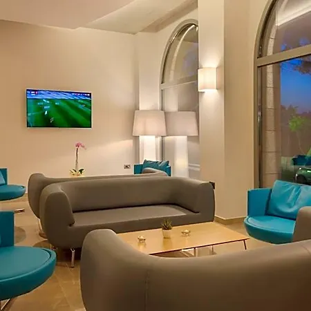 Hotell Blue Lagoon 4*