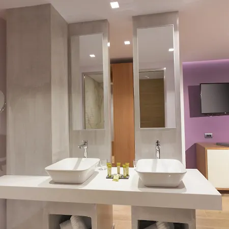 Hotell Blue Lagoon 4*