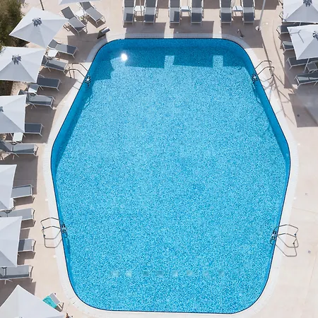 Hotell Blue Lagoon 4*