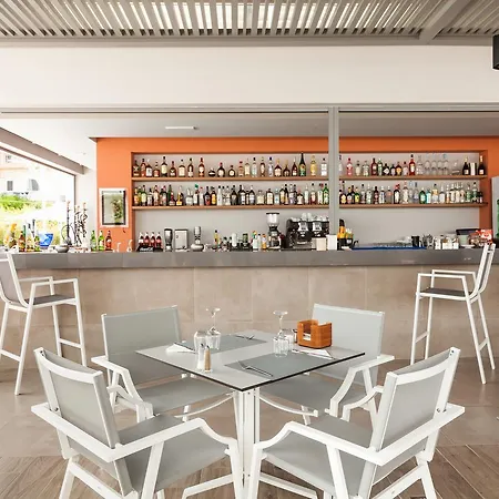 Blue Lagoon Hotell 4*