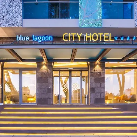 Blue Lagoon 科斯镇