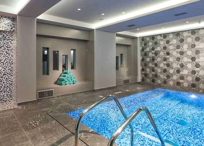 Hotell Blue Lagoon 4*